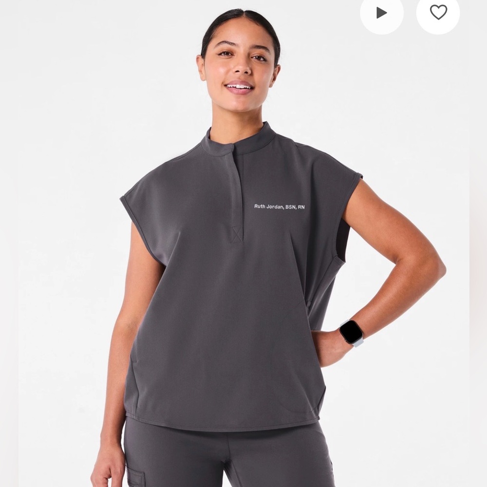Figs Women's Rafaela Oversized Scrub Top in Charcoal
